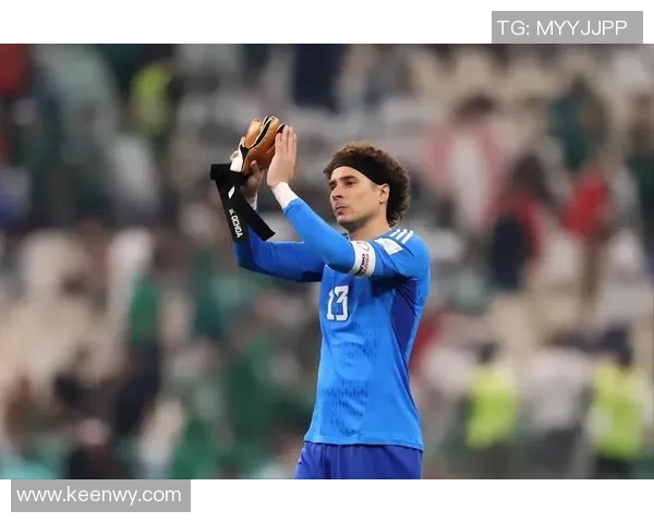 墨西哥足球明星盘点：从华金·贝拉到吉列尔莫·奥乔亚的传奇故事